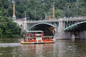 Prague Paddle Streamer